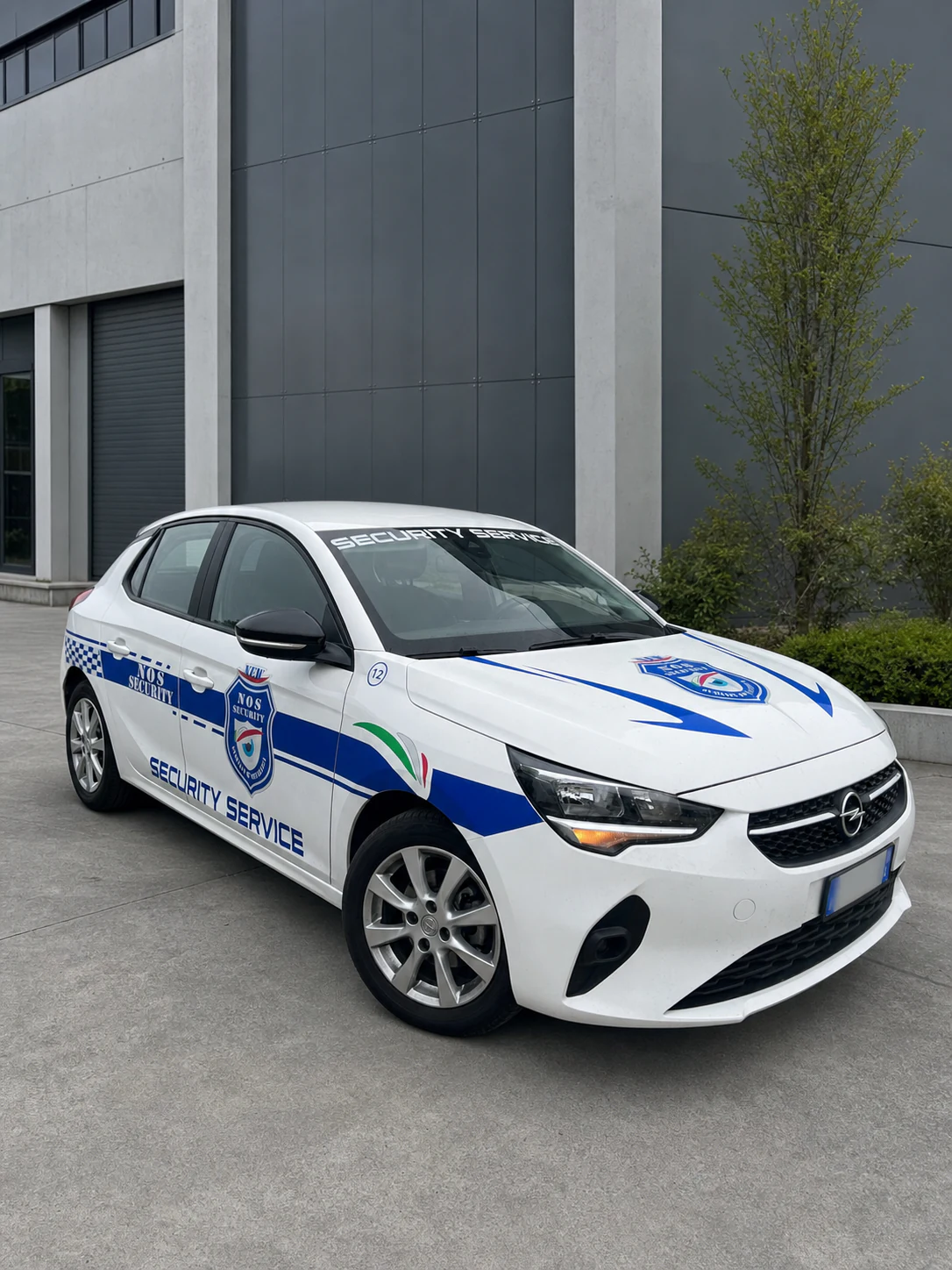 Auto aziendale NEW NOS con livrea operativa
